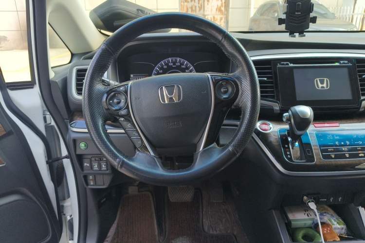Used Honda Odyssey 2017 2.4L Smart Edition Steering Wheel