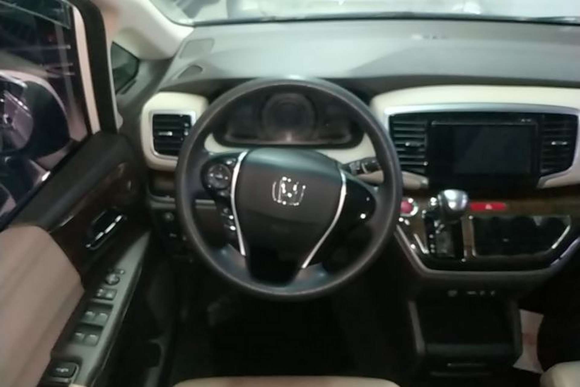Used Honda Odyssey 2017 2.4L Luxury Edition Steering Wheel
