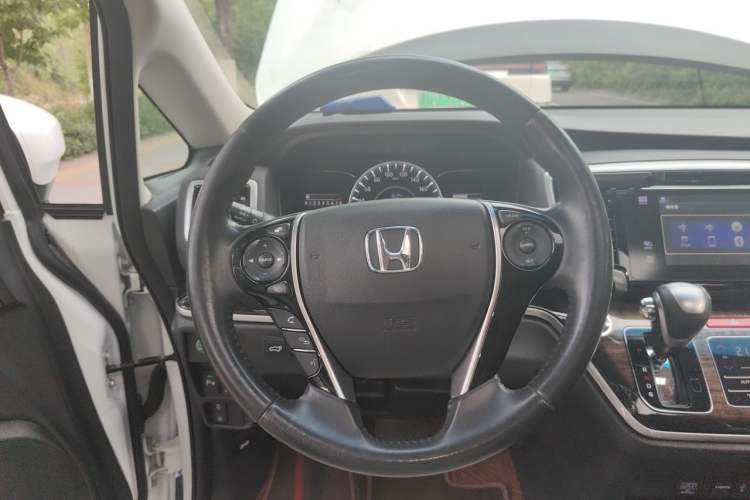 Used Honda Odyssey 2017 2.4L Smart Edition Steering Wheel
