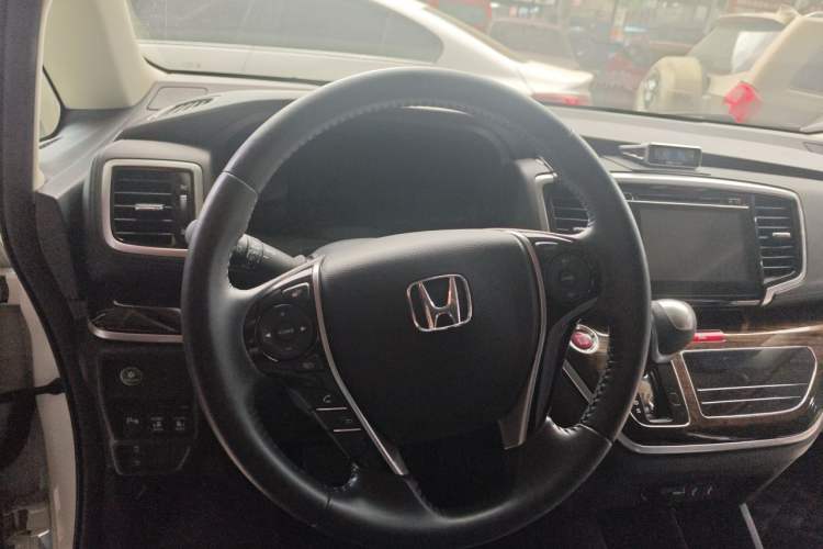 Used Honda Odyssey 2017 2.4L Smart Edition Steering Wheel