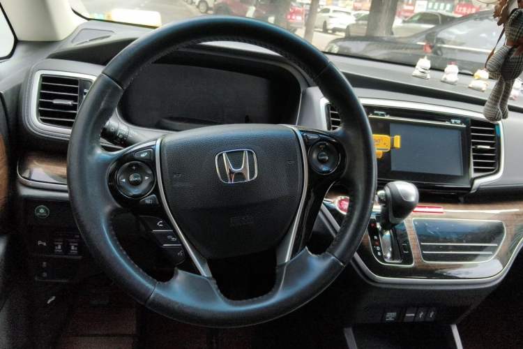 Used Honda Odyssey 2017 2.4L Smart Edition Steering Wheel