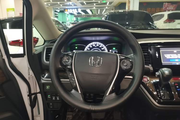 Used Honda Odyssey 2017 2.4L Smart Edition Steering Wheel