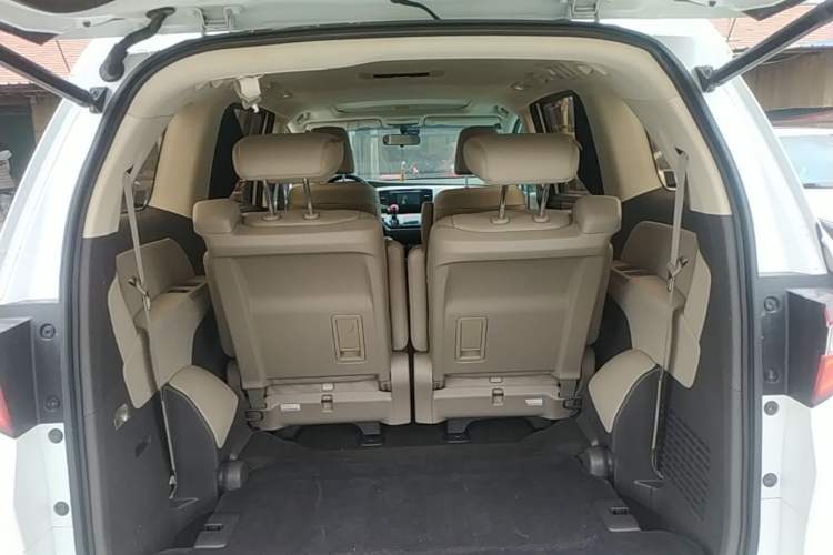 Used Honda Odyssey 2017 2.4L Luxury Edition Trunk