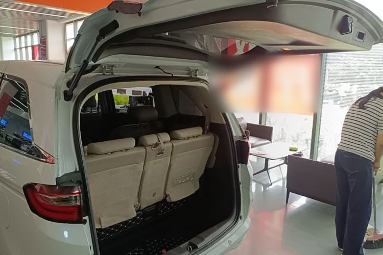 Used Honda Odyssey 2017 2.4L Smart Edition Trunk