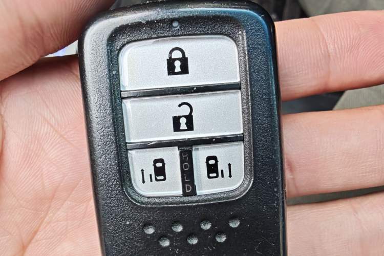 Used Honda Odyssey 2017 2.4L Smart Edition Vehicle Key