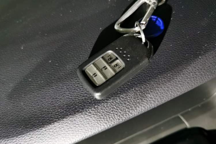 Used Honda Odyssey 2017 2.4L Supreme Edition Vehicle Key