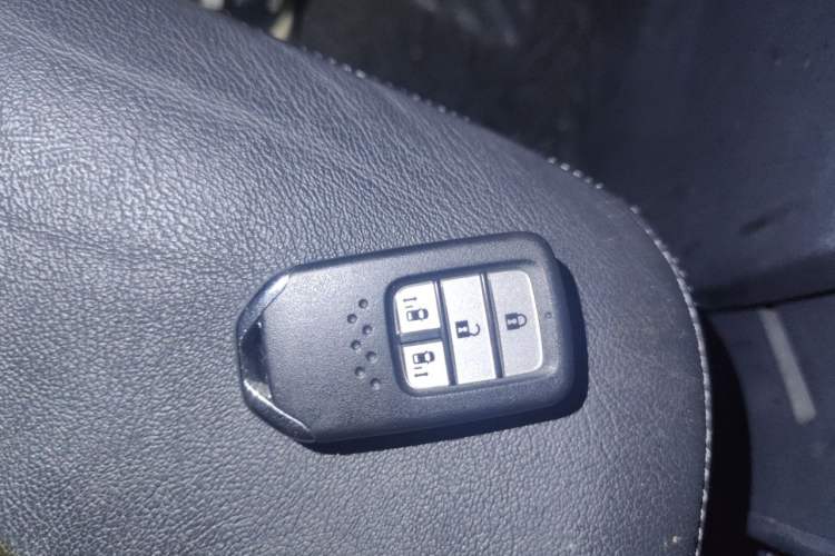 Used Honda Odyssey 2017 2.4L Smart Edition Vehicle Key