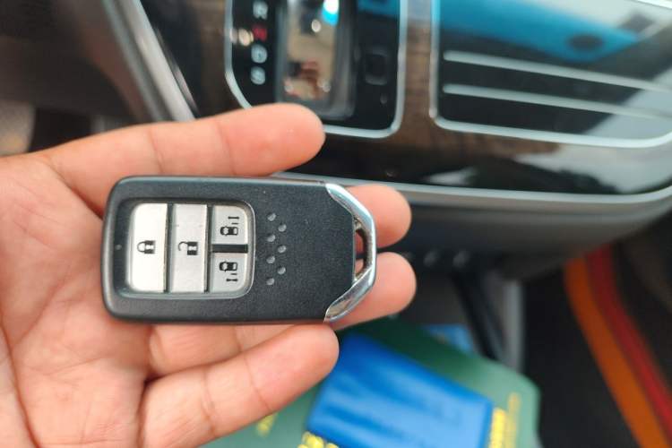 Used Honda Odyssey 2017 2.4L Luxury Edition Vehicle Key