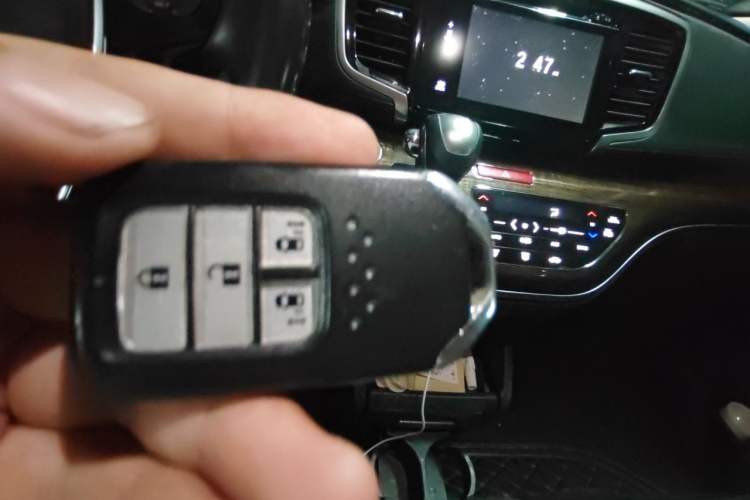 Used Honda Odyssey 2017 2.4L Smart Edition Vehicle Key