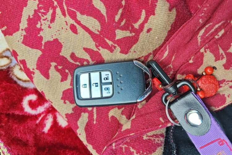 Used Honda Odyssey 2017 2.4L Luxury Edition Vehicle Key