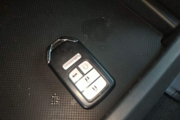 Used Honda Odyssey 2017 2.4L Luxury Edition Vehicle Key