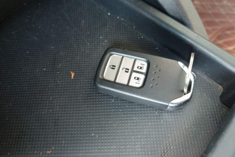 Used Honda Odyssey 2017 2.4L Luxury Edition Vehicle Key