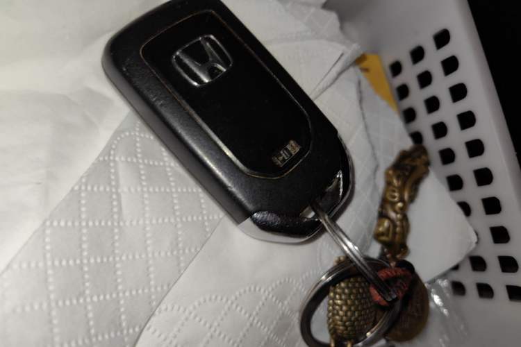 Used Honda Odyssey 2017 2.4L Luxury Edition Vehicle Key