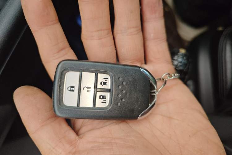 Used Honda Odyssey 2017 2.4L Smart Edition Vehicle Key