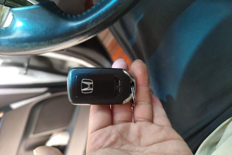 Used Honda Odyssey 2017 2.4L Smart Edition Vehicle Key