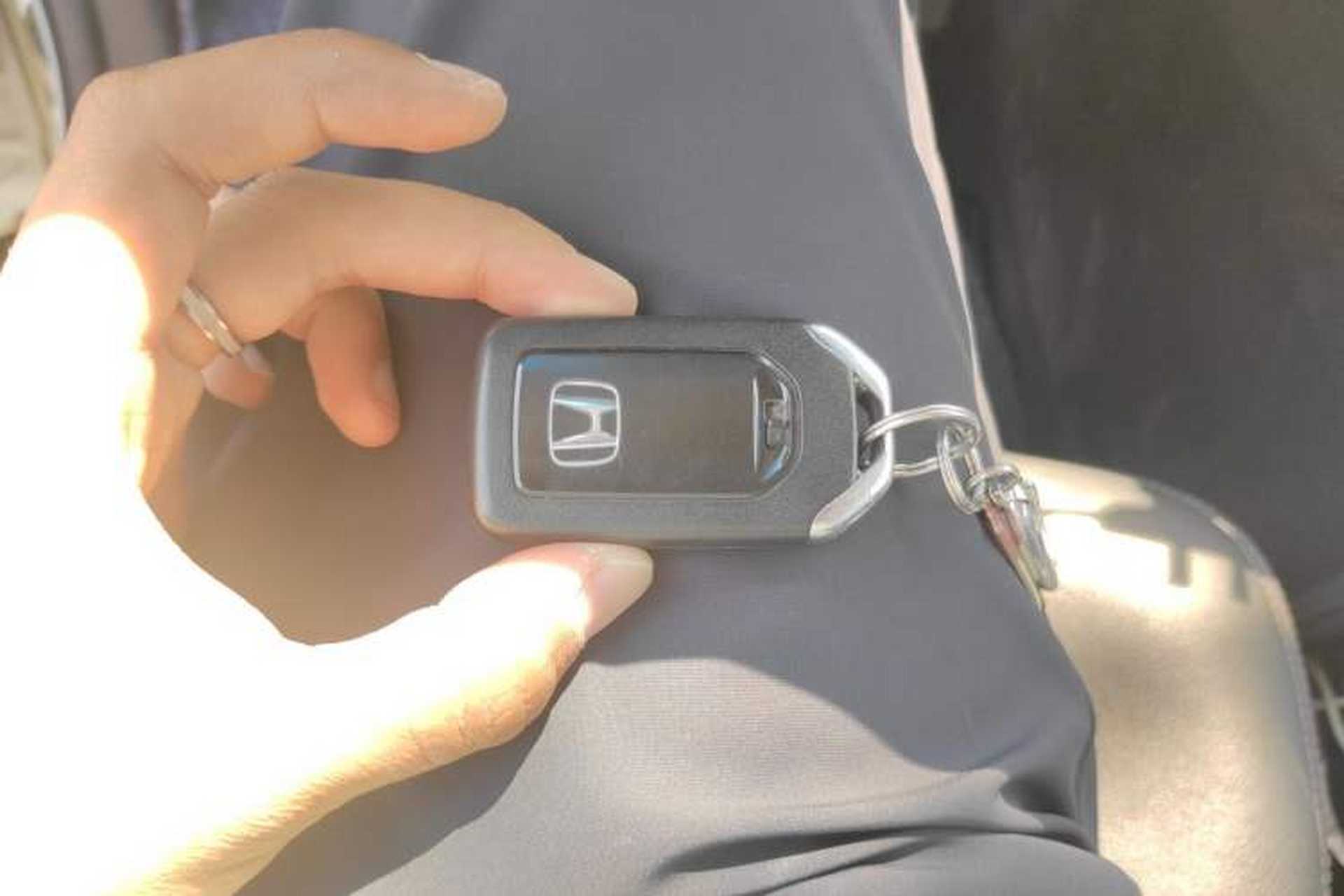 Used Honda Odyssey 2017 2.4L Smart Edition Vehicle Key