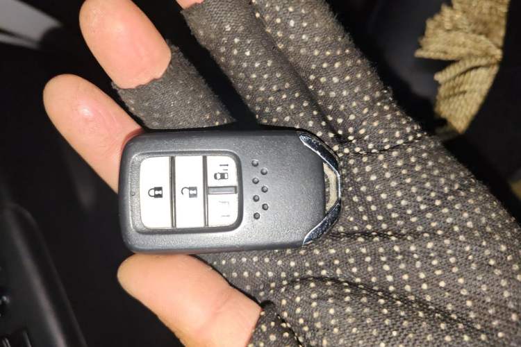 Used Honda Odyssey 2017 2.4L Smart Edition Vehicle Key