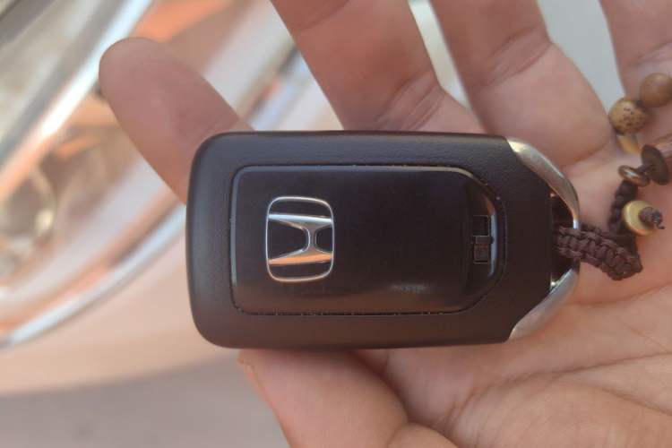 Used Honda Odyssey 2017 2.4L Luxury Edition Vehicle Key