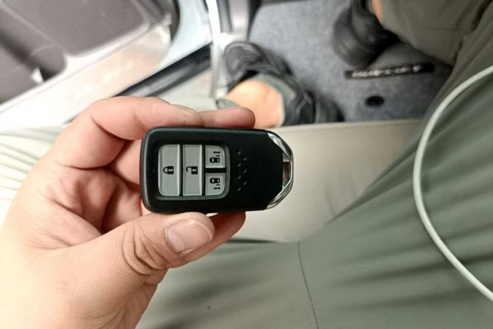 Used Honda Odyssey 2017 2.4L Luxury Edition Vehicle Key