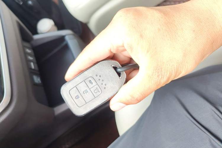 Used Honda Odyssey 2017 2.4L Luxury Edition Vehicle Key