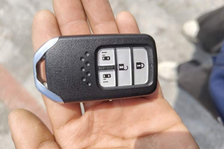 Used Honda Odyssey 2017 2.4L Smart Edition Vehicle Key