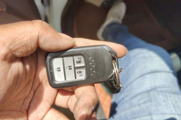Used Honda Odyssey 2017 2.4L Smart Edition Vehicle Key