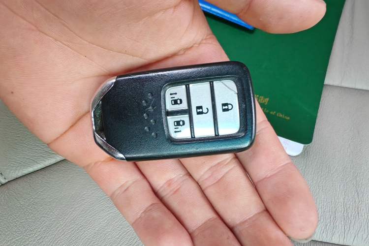 Used Honda Odyssey 2017 2.4L Luxury Edition Vehicle Key