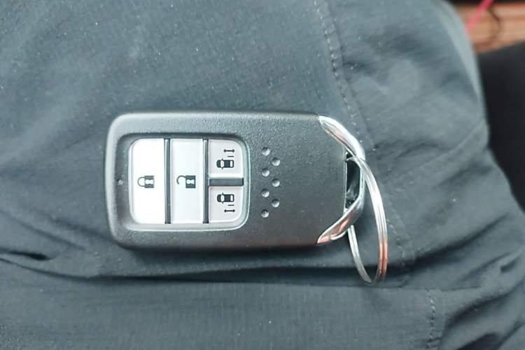 Used Honda Odyssey 2017 2.4L Smart Edition Vehicle Key
