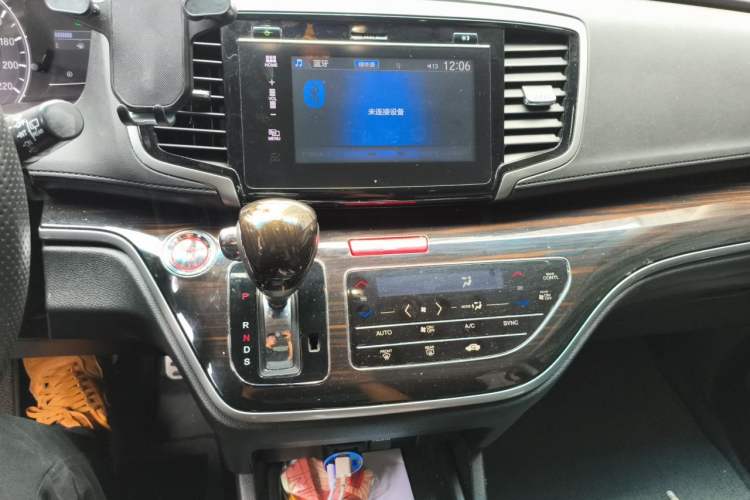 Used Honda Odyssey 2018 2.4L Smart Edition Audio And AC Panel
