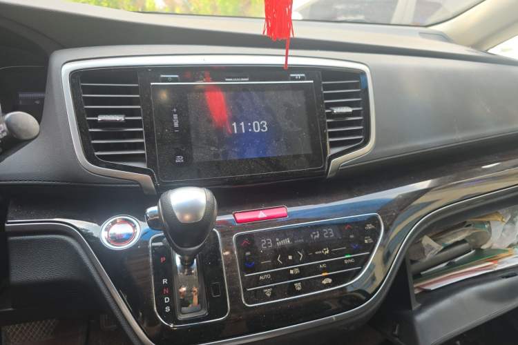 Used Honda Odyssey 2018 2.4L Smart Edition Audio And AC Panel