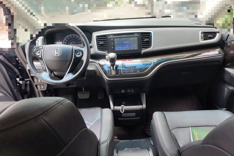 Used Honda Odyssey 2018 2.4L Smart Edition Center Console