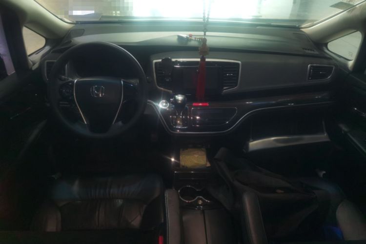 Used Honda Odyssey 2018 2.4L Luxury Edition Center Console