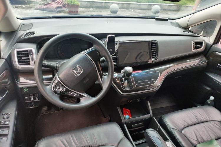 Used Honda Odyssey 2018 2.4L Luxury Edition Center Console
