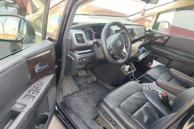 Used Honda Odyssey 2018 2.4L Smart Edition Driver Seat
