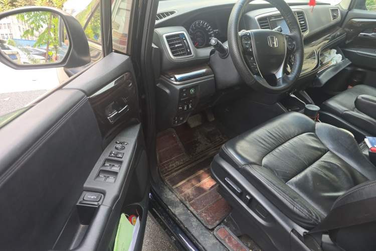 Used Honda Odyssey 2018 2.4L Smart Edition Driver Seat