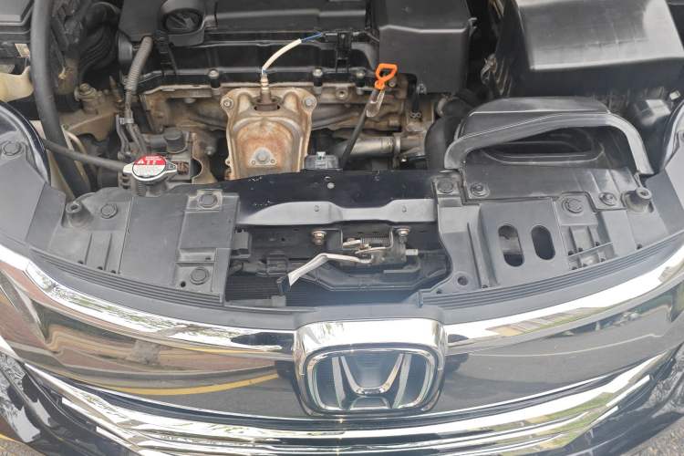 Used Honda Odyssey 2018 2.4L Smart Edition Engine Bay