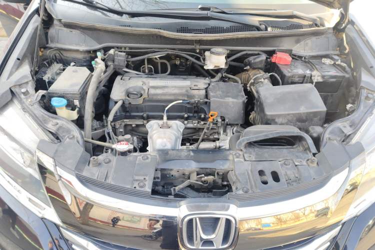 Used Honda Odyssey 2018 2.4L Smart Edition Engine Bay