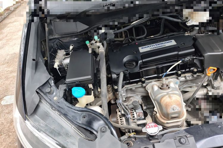 Used Honda Odyssey 2018 2.4L Smart Edition Engine Bay Right