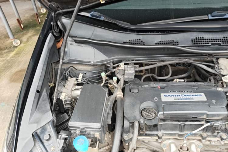 Used Honda Odyssey 2018 2.4L Luxury Edition Engine Bay Right