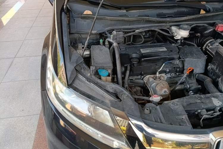 Used Honda Odyssey 2018 2.4L Luxury Edition Engine Bay Right