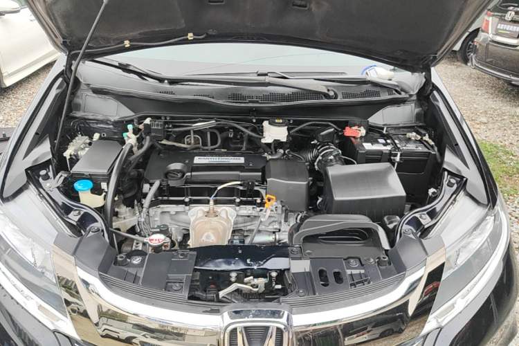 Used Honda Odyssey 2018 2.4L Smart Edition Engine Bay