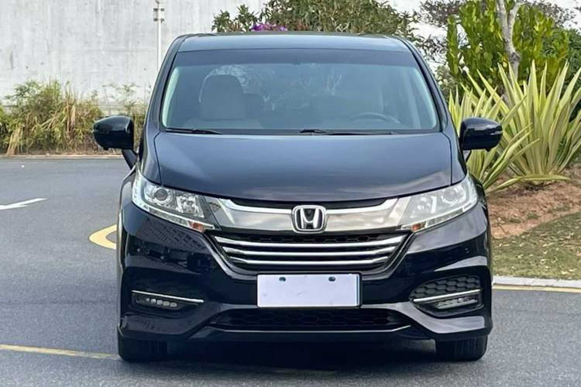 Used Honda Odyssey 2018 2.4L Comfort Version Exterior 3