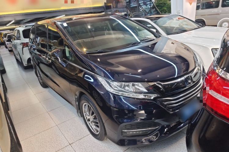 Used Honda Odyssey 2018 2.4L Comfort Version Front Right 45 Deg