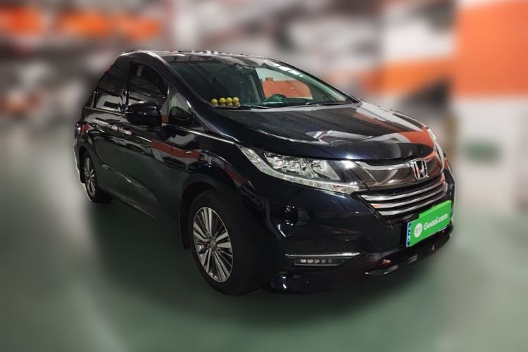 Used Honda Odyssey 2018 2.4L Smart Edition Front Right 45 Deg
