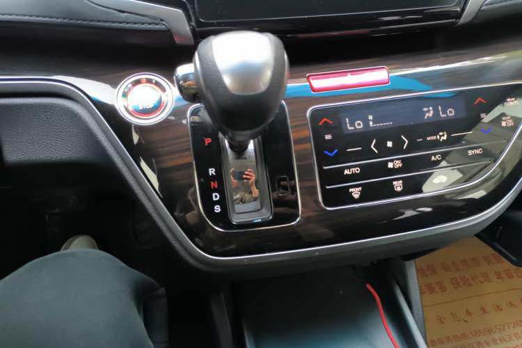 Used Honda Odyssey 2018 2.4L Prestige Edition Gear Lever