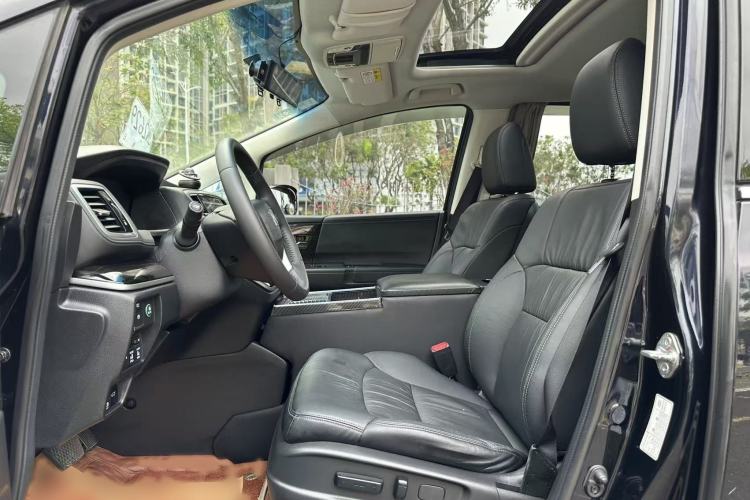 Used Honda Odyssey 2018 2.4L Smart Edition Interior 4