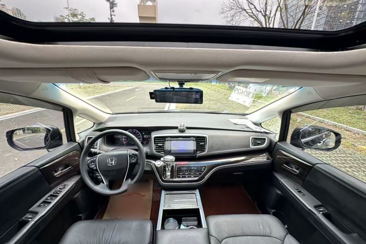 Used Honda Odyssey 2018 2.4L Smart Edition Interior 6