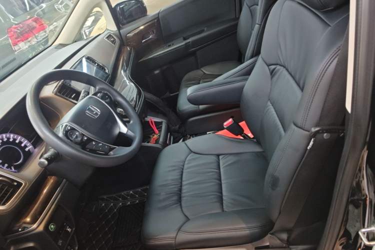 Used Honda Odyssey 2018 2.4L Comfort Version Left Front Seat