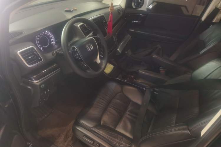 Used Honda Odyssey 2018 2.4L Luxury Edition Left Front Seat