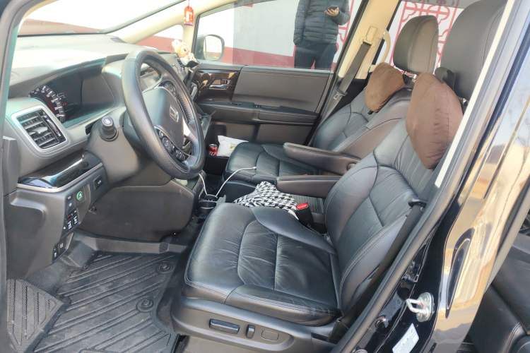 Used Honda Odyssey 2018 2.4L Smart Edition Left Front Seat